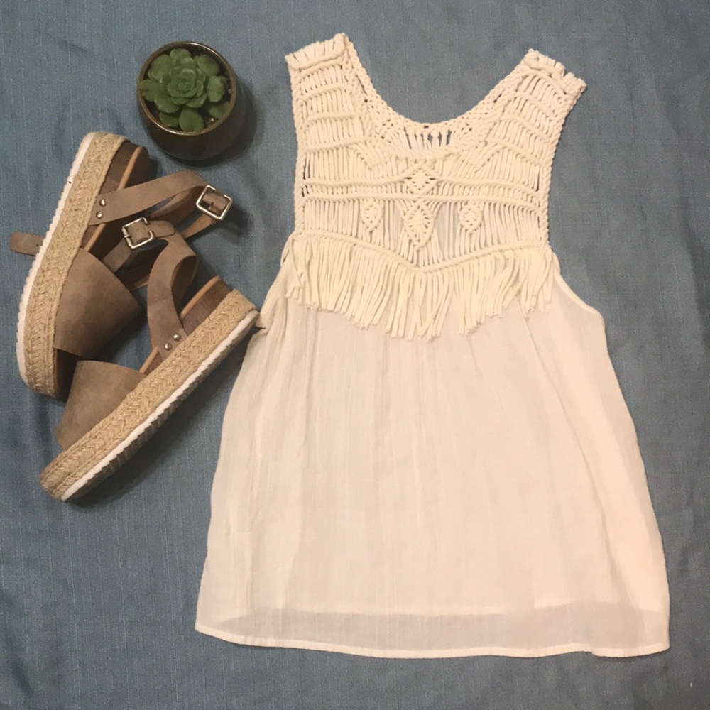 AERIE fringe tank